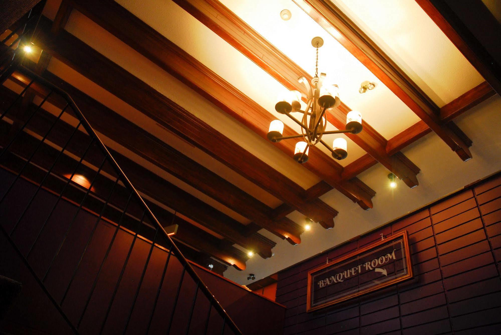 The Vista Inn Kamloops Exterior foto